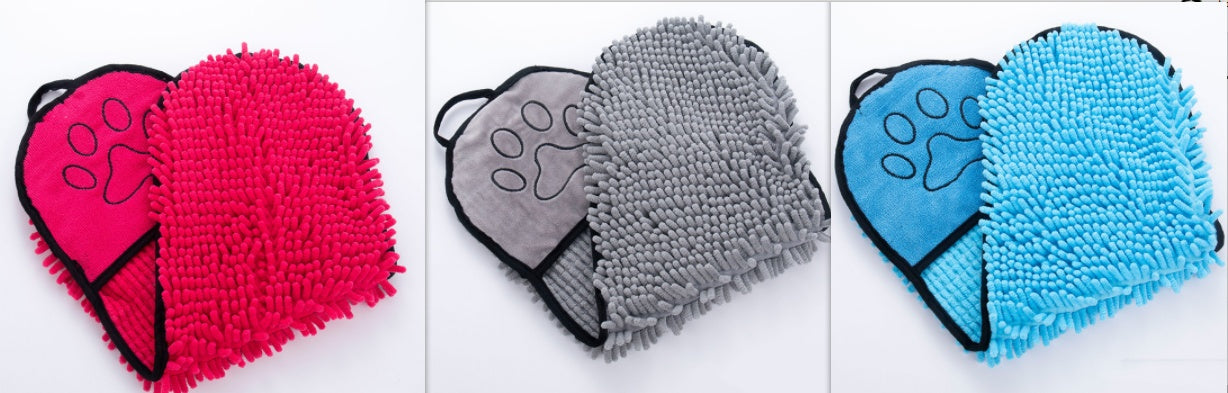 Cozy Microfiber Pet Bathrobe Towel for Fast Drying
