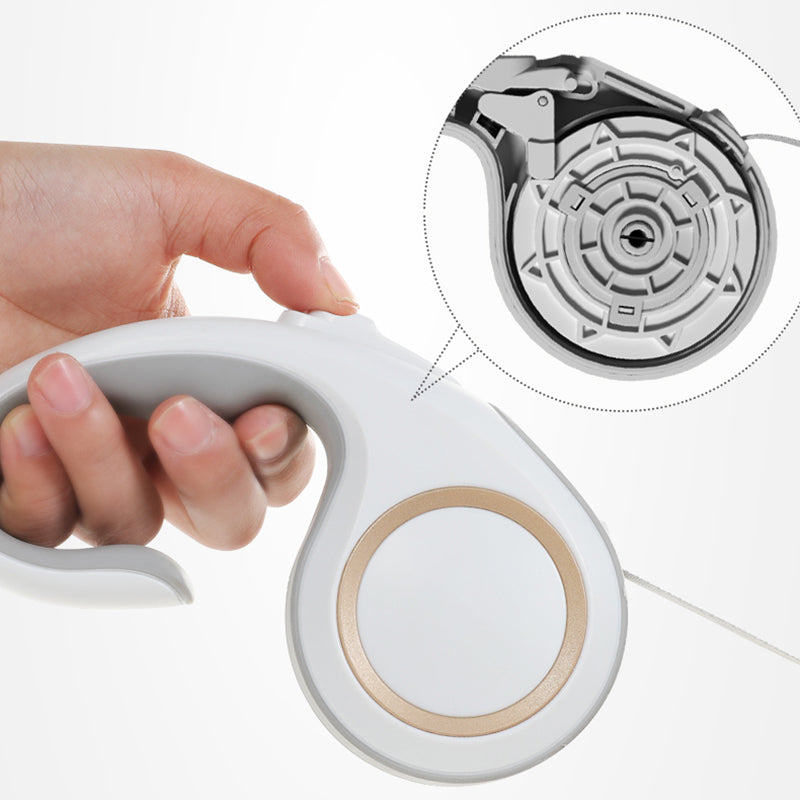 Retractable Dog Leash – Freedom and Control for Every Walk