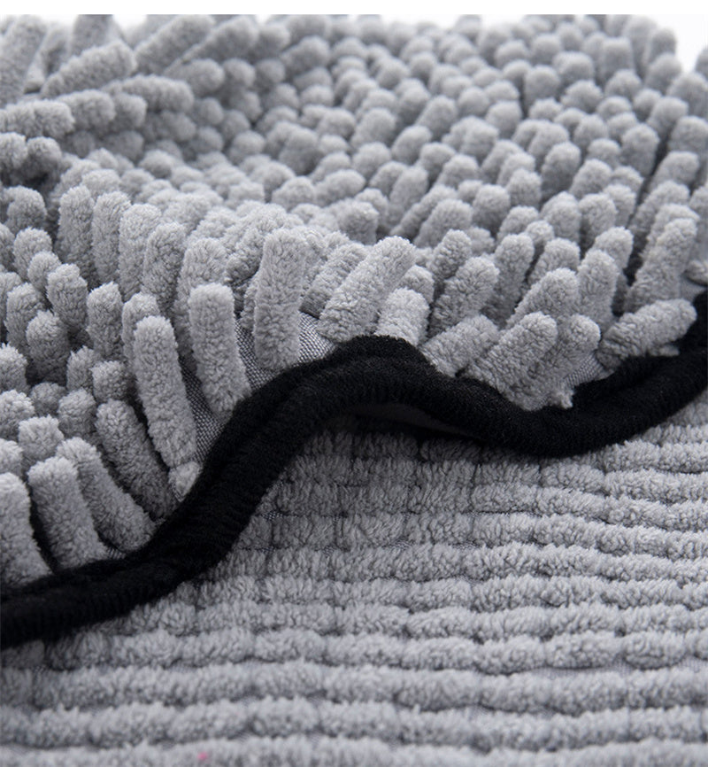 Cozy Microfiber Pet Bathrobe Towel for Fast Drying